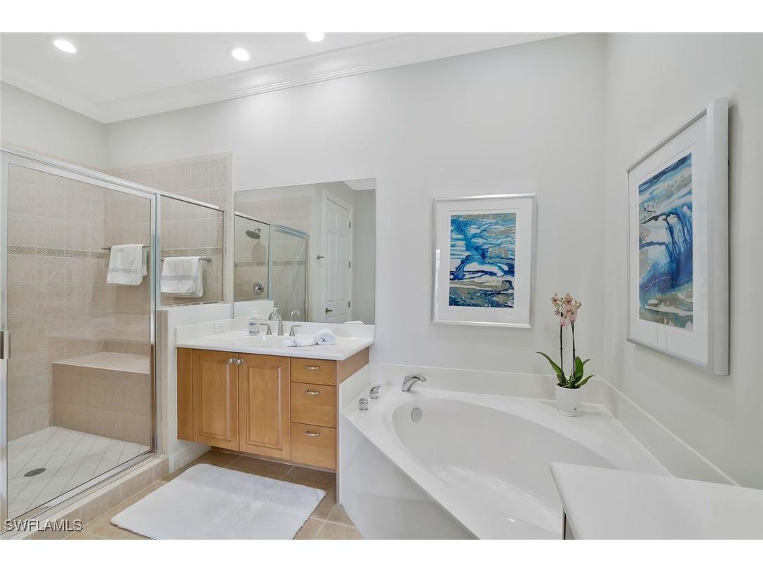 5030 Blauvelt Way #201 Naples FL 34105 225056195 image12