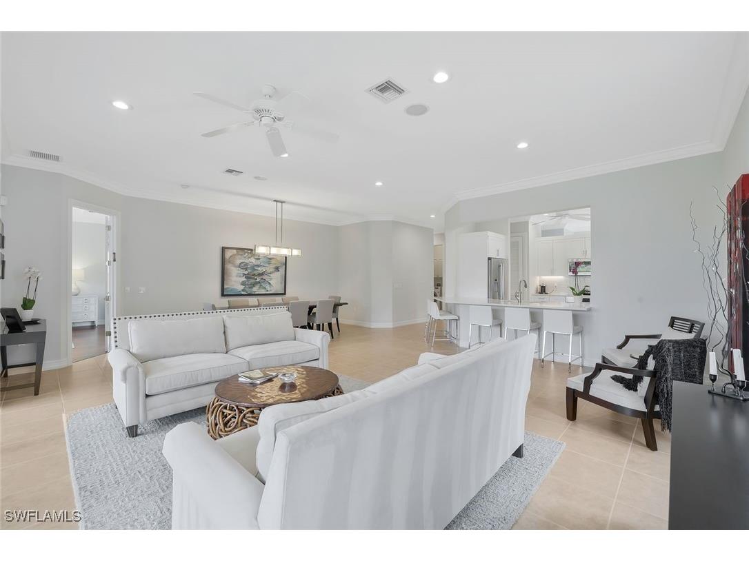 5030 Blauvelt Way #201 Naples FL 34105 225056195 image2