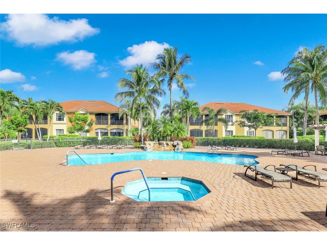 5030 Blauvelt Way #201 Naples FL 34105 225056195 image24