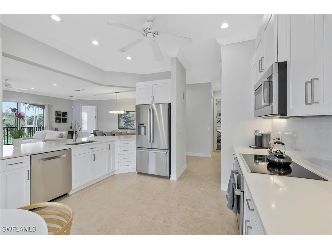 5030 Blauvelt Way #201 Naples FL 34105 225056195 image3