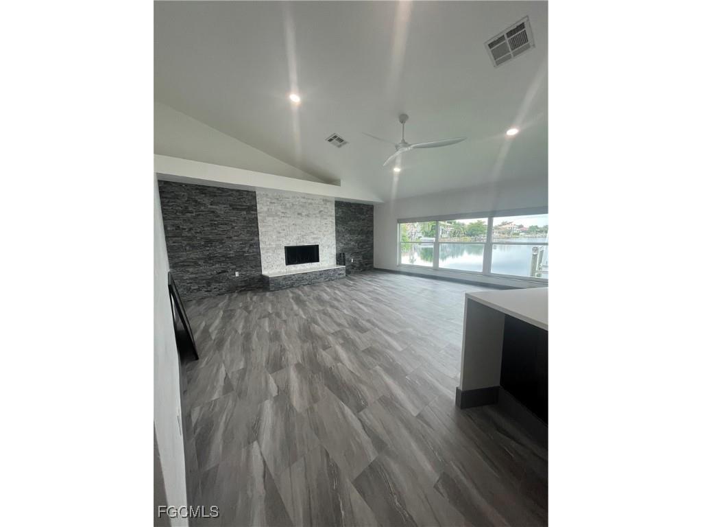 5030 Harborage Drive Fort Myers FL 33908 2025015952 image16