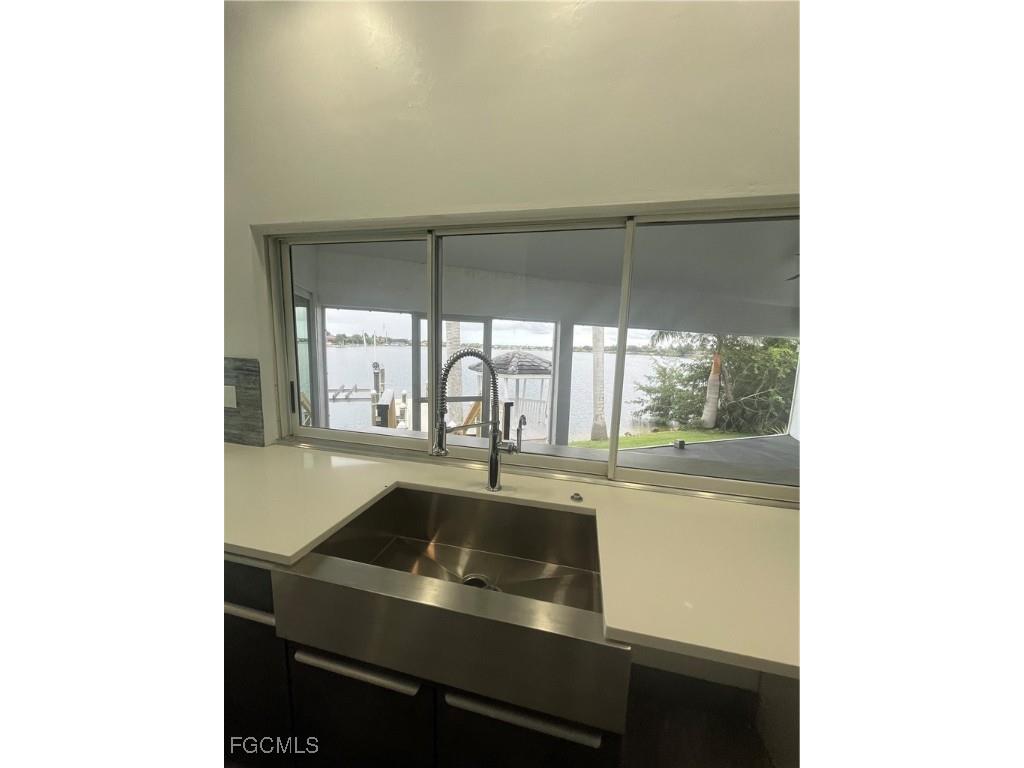 5030 Harborage Drive Fort Myers FL 33908 2025015952 image20