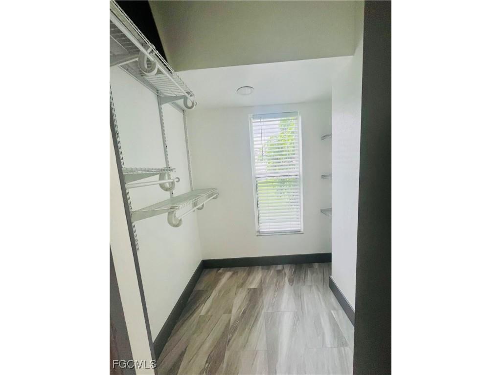 5030 Harborage Drive Fort Myers FL 33908 2025015952 image9