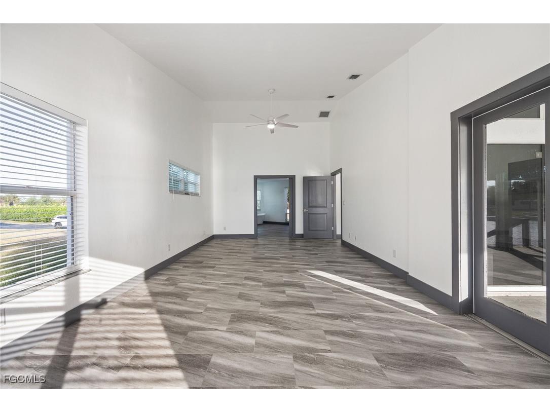 5030 Harborage Drive Fort Myers FL 33908 2026003776 image16