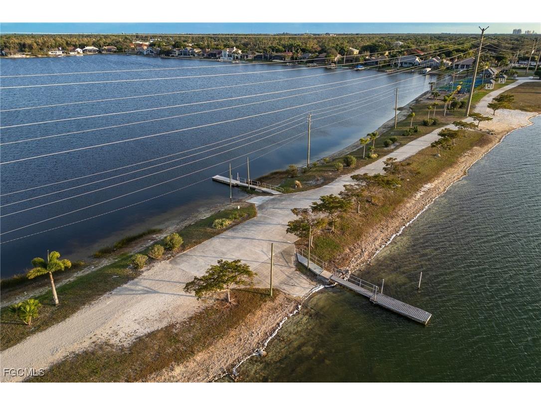 5030 Harborage Drive Fort Myers FL 33908 2026003776 image48