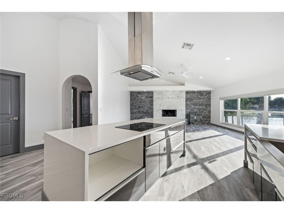 5030 Harborage Drive Fort Myers FL 33908 2026003776 image9