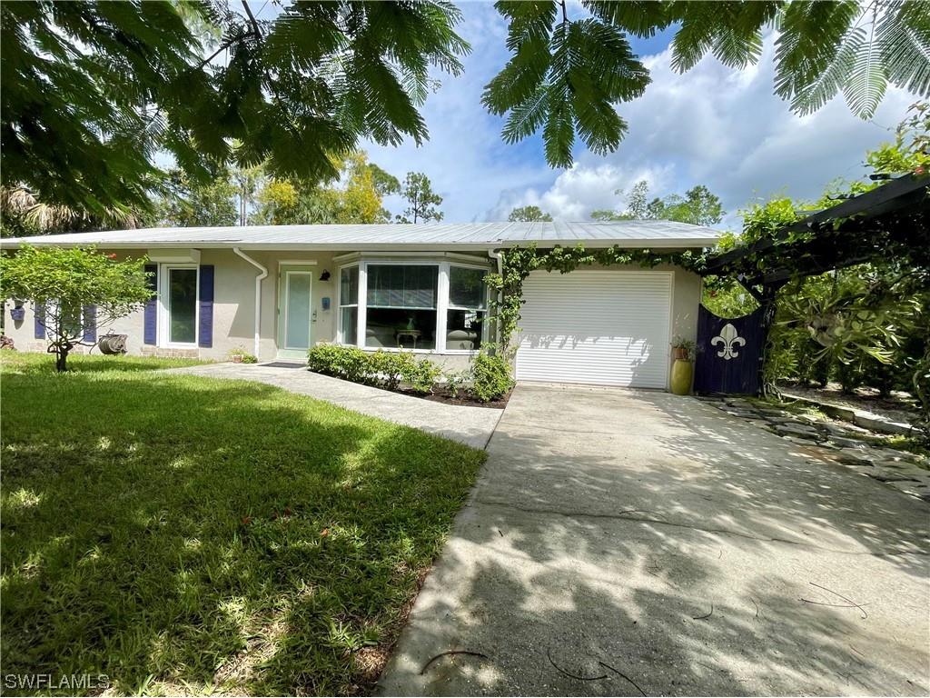 5031 Hickory Wood Drive Naples FL 34119 223071410 image1