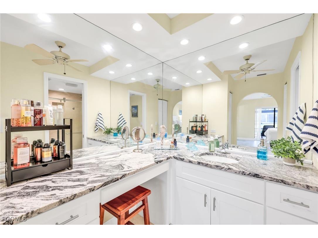 5032 Skyline Boulevard Cape Coral FL 33914 2025016880 image11