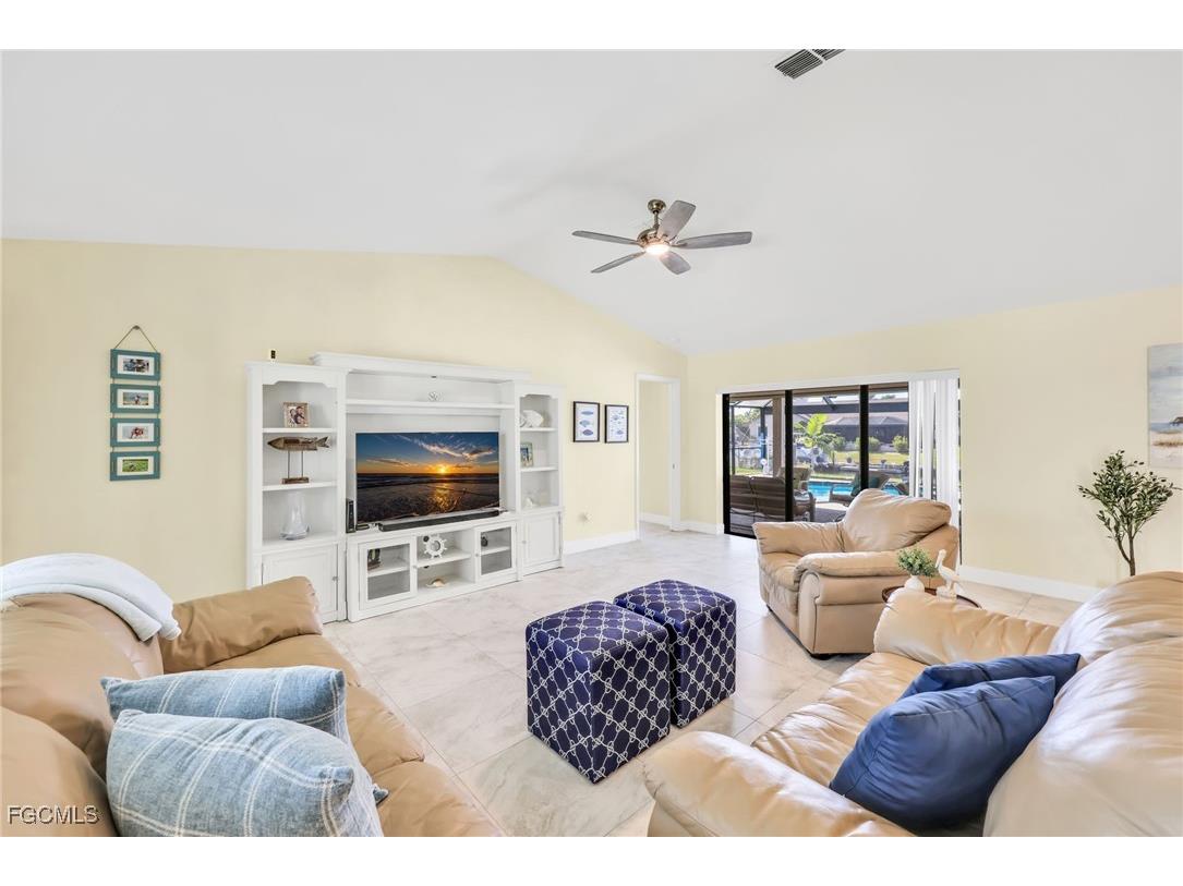 5032 Skyline Boulevard Cape Coral FL 33914 2025016880 image3