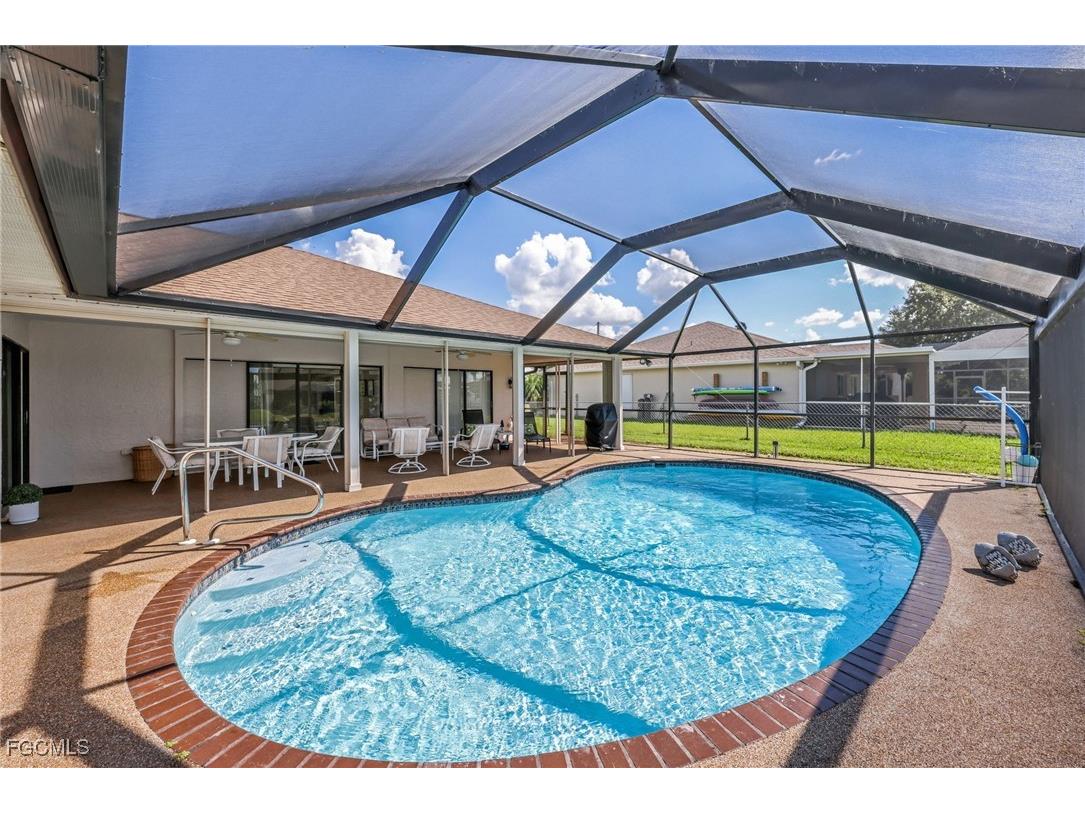 5032 Skyline Boulevard Cape Coral FL 33914 2025016880 image32