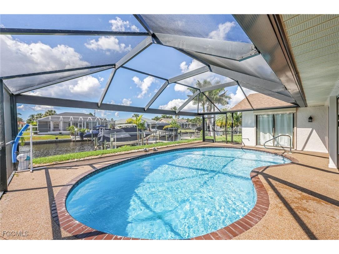 5032 Skyline Boulevard Cape Coral FL 33914 2025016880 image34
