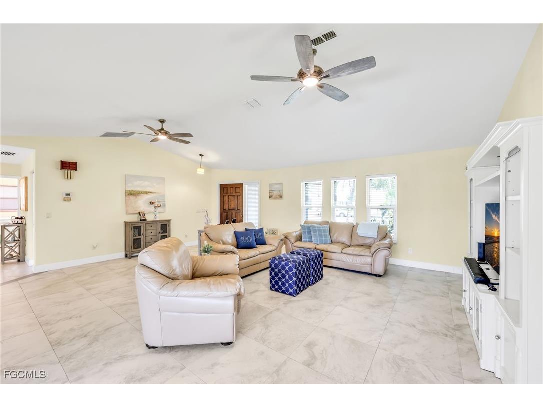 5032 Skyline Boulevard Cape Coral FL 33914 2025016880 image5