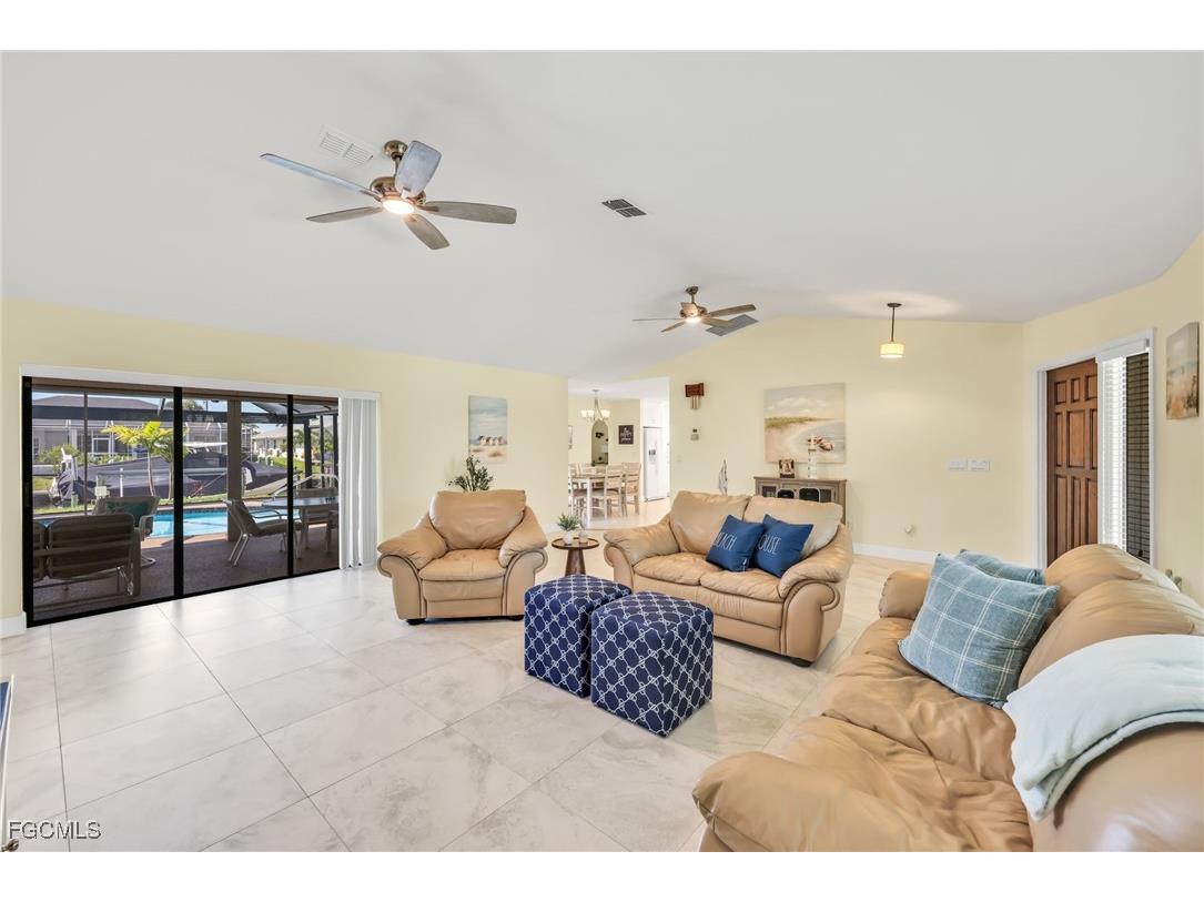 5032 Skyline Boulevard Cape Coral FL 33914 2025016880 image6