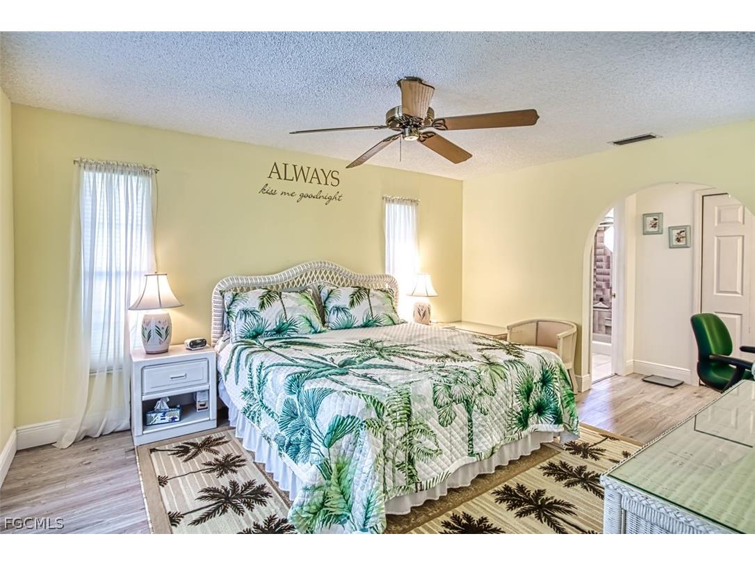 5036 SW 9th Place Cape Coral FL 33914 2026013617 image24