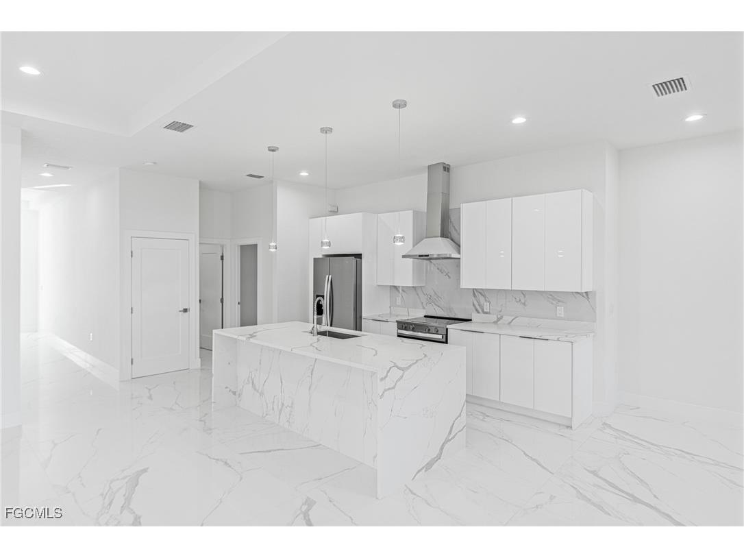 5037 Pinetree Circle Labelle FL 33935 2025023505 image18