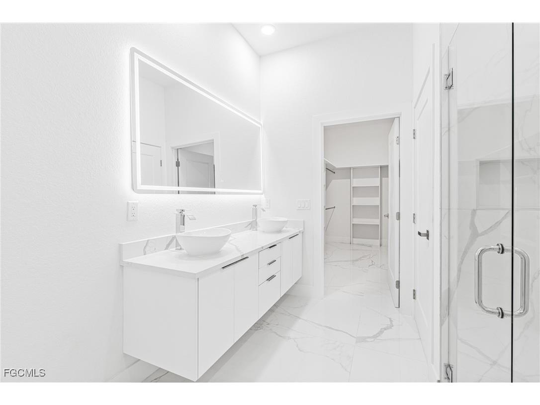 5037 Pinetree Circle Labelle FL 33935 2025023505 image33