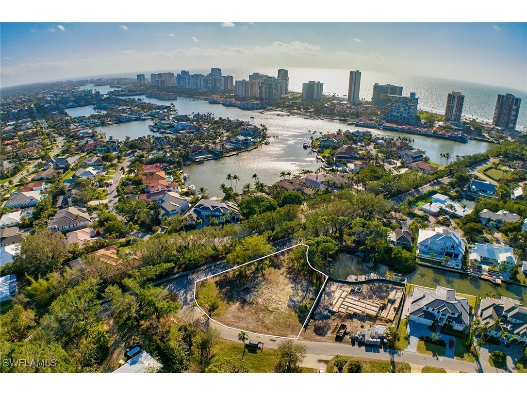 5037 Starfish Avenue Naples FL 34103 225076077 image5