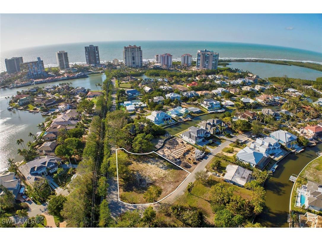 5037 Starfish Avenue Naples FL 34103 225076077 image6