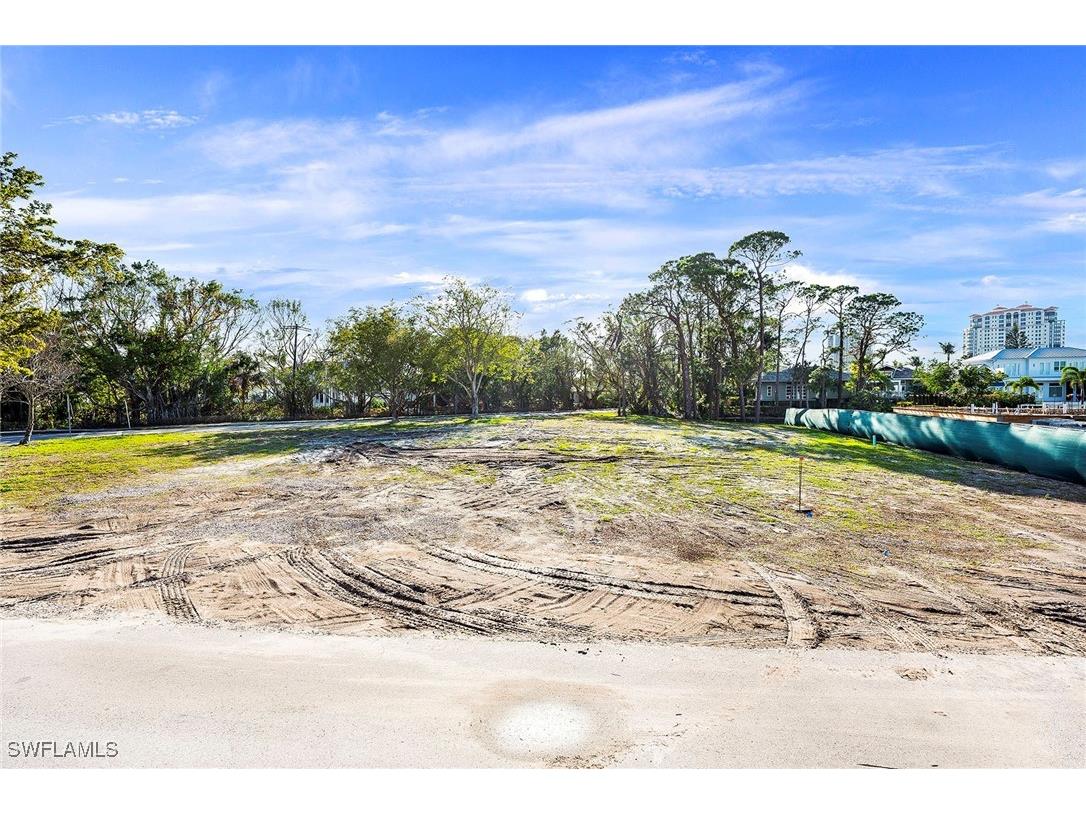 5037 Starfish Avenue Naples FL 34103 225076077 image9