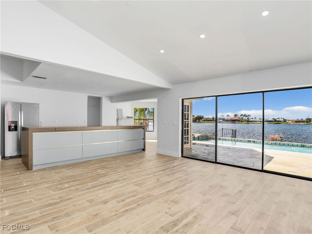 504 Cape Coral Parkway W Cape Coral FL 33914 225059149 image1