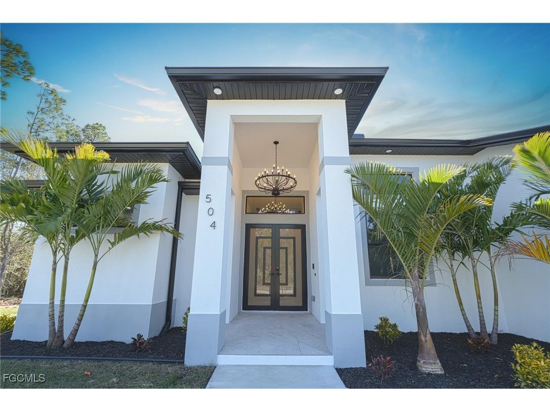 504 E 7 Th Street Lehigh Acres FL 33972 2026004647 image1