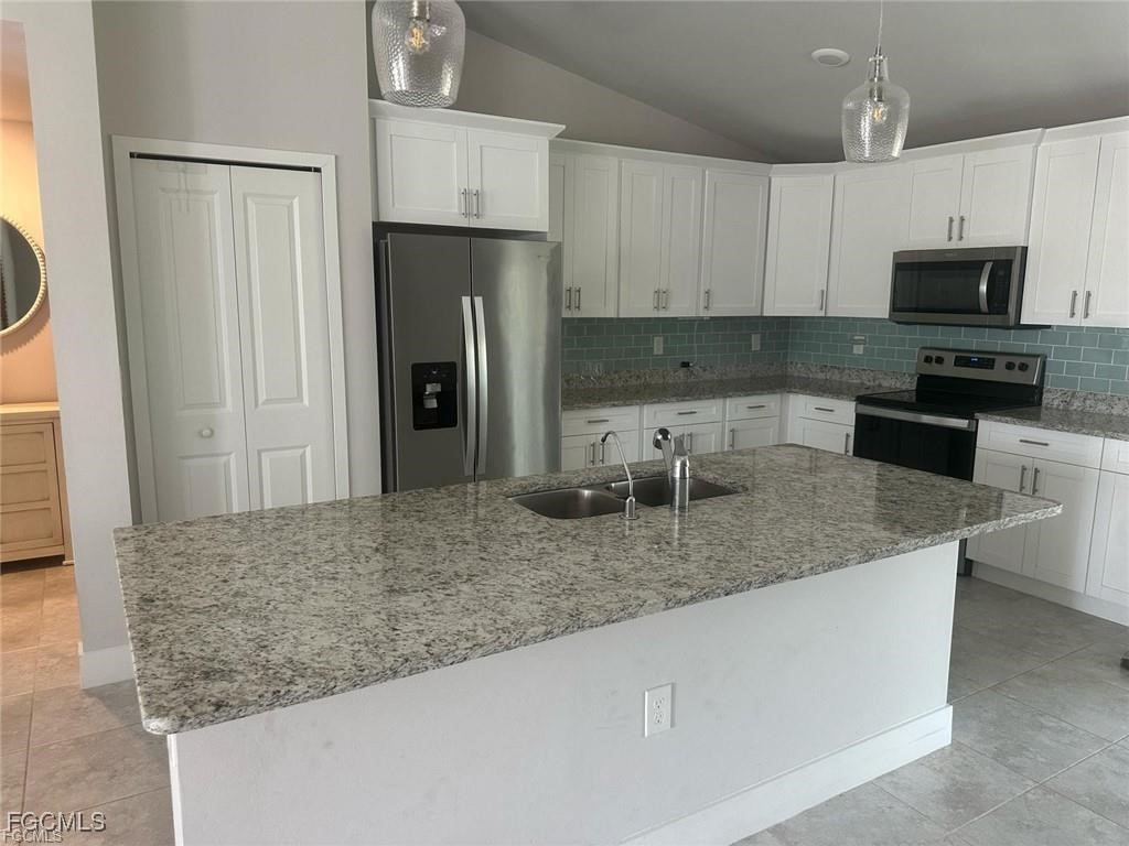 504 Moore Avenue Lehigh Acres FL 33972 2025007713 image3