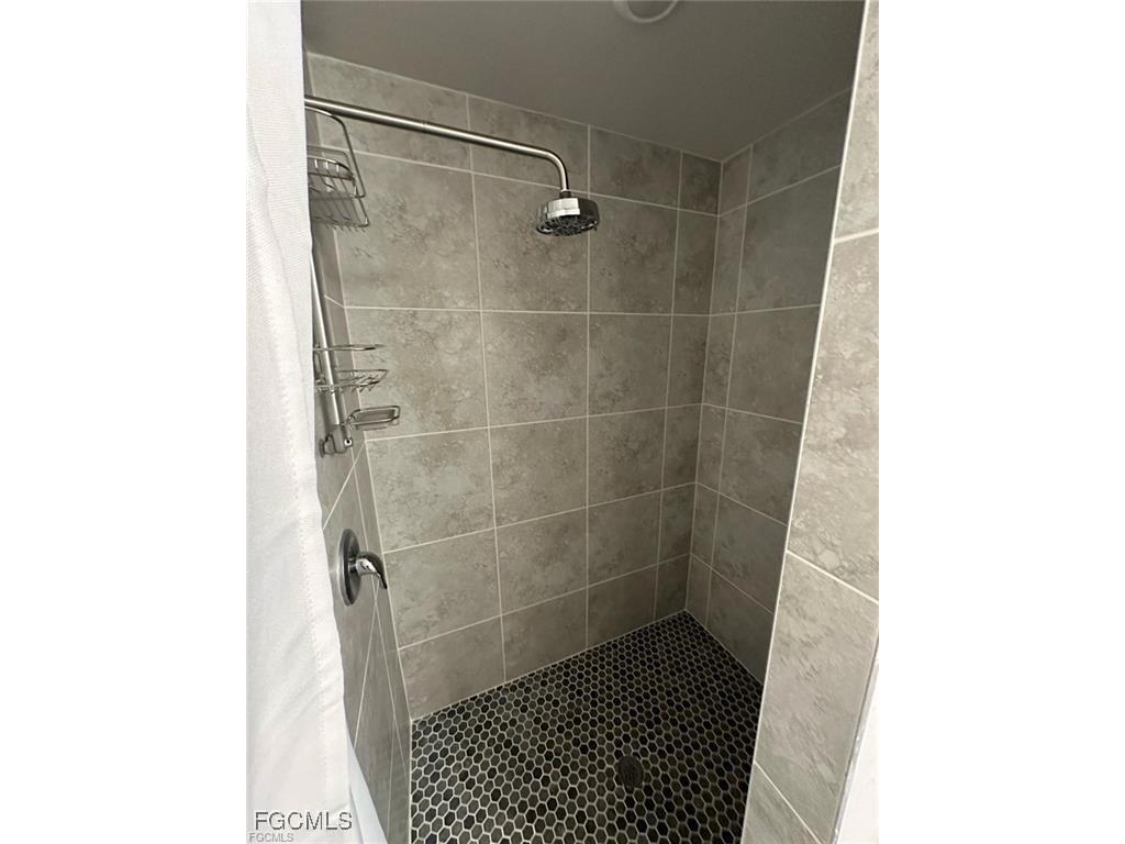 504 Moore Avenue Lehigh Acres FL 33972 2025007713 image5