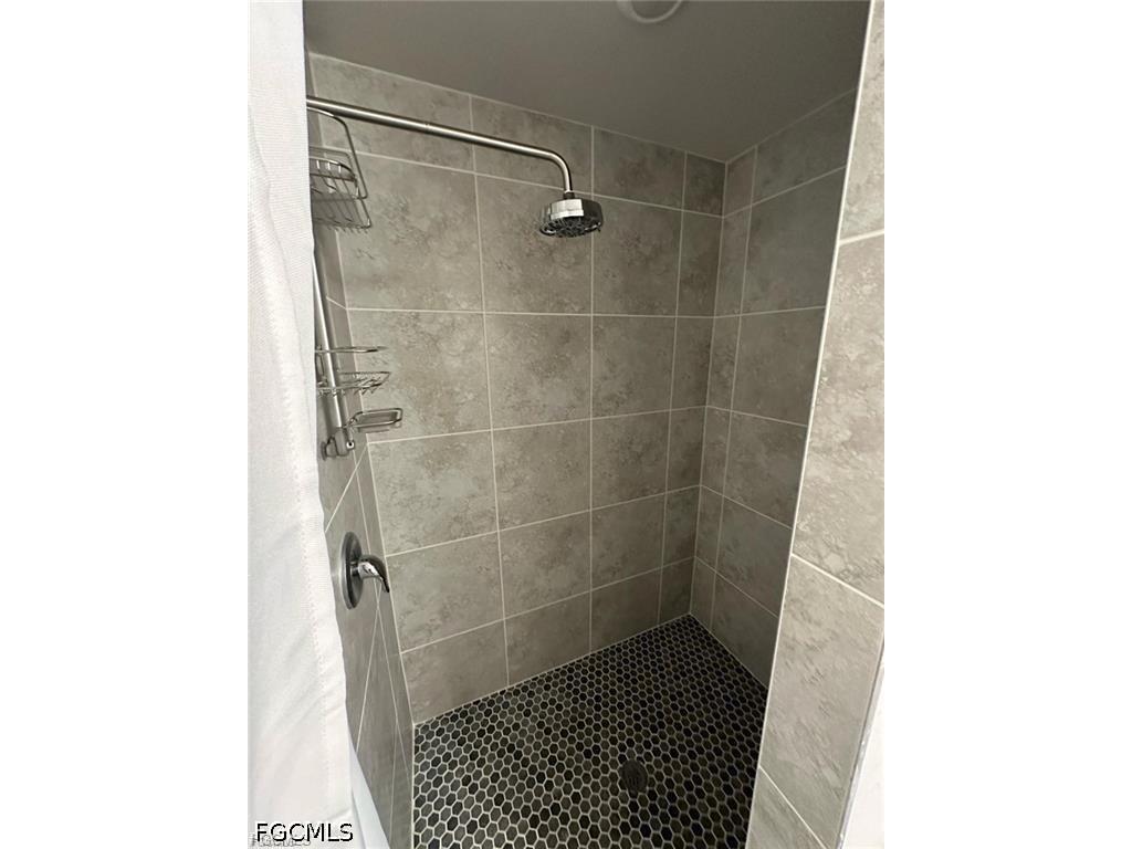 504 Moore Avenue Lehigh Acres FL 33972 2026018915 image5