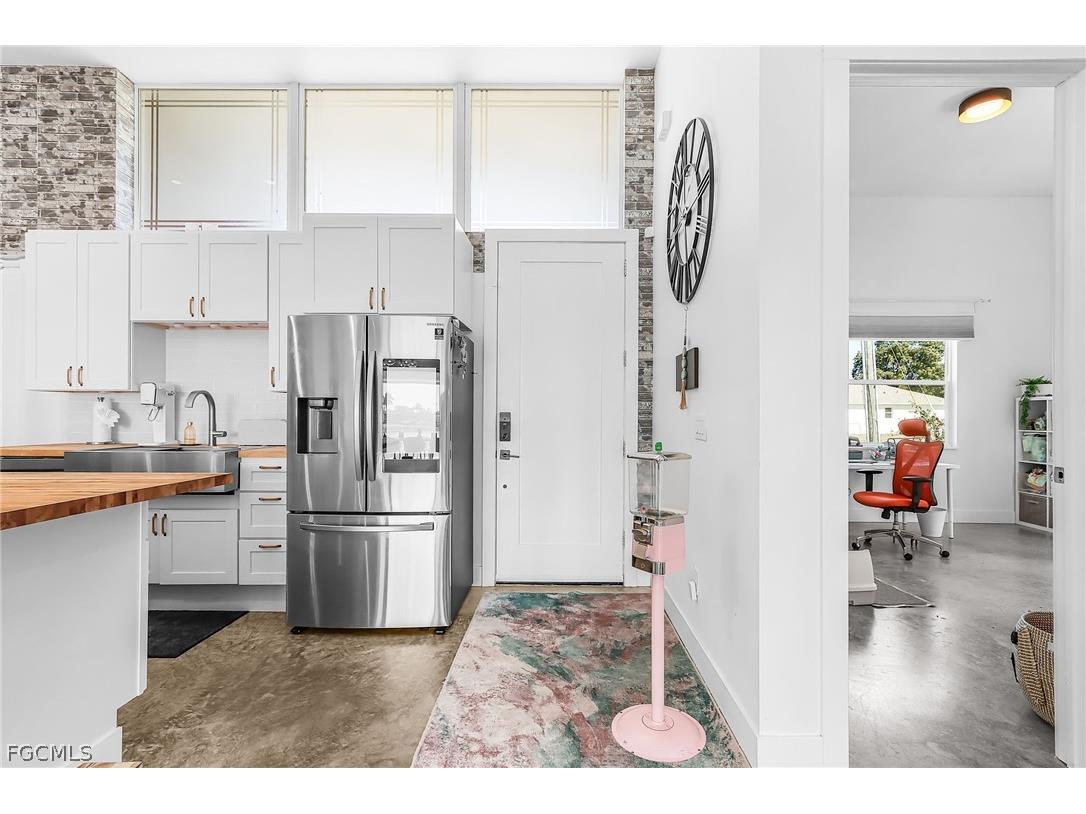 504 NE 9th Street Cape Coral FL 33909 2026005972 image5