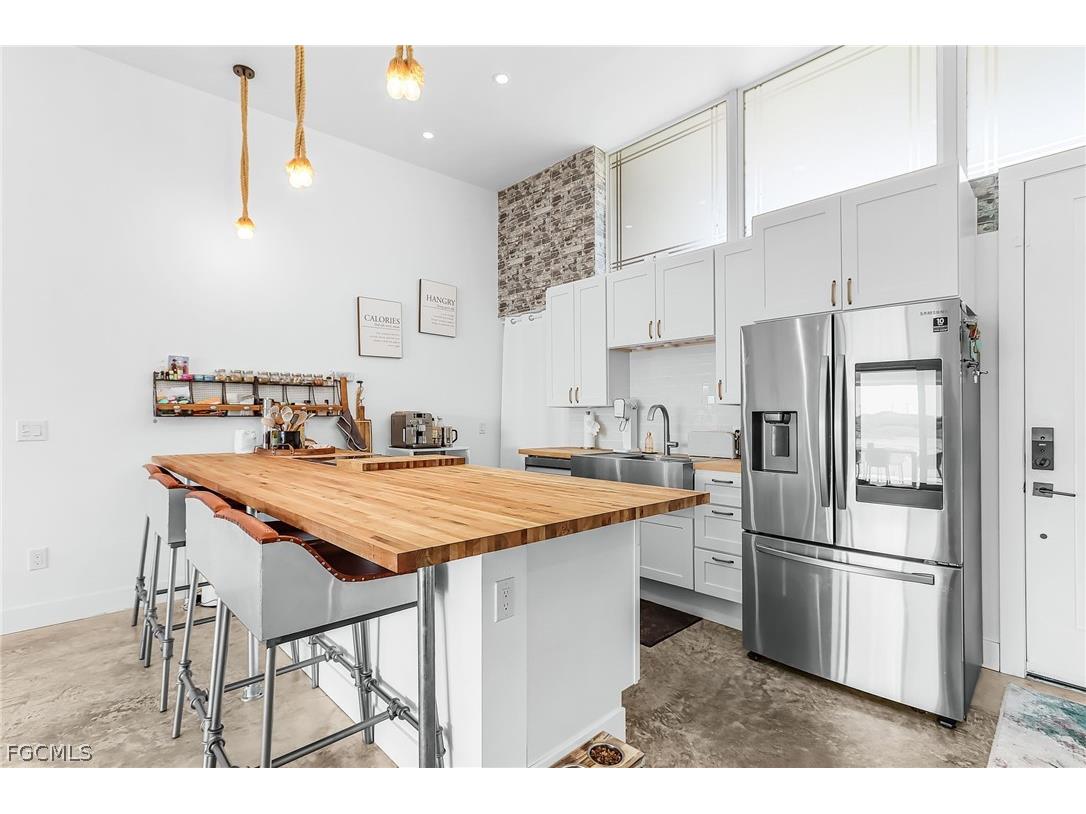 504 NE 9th Street Cape Coral FL 33909 2026005972 image7