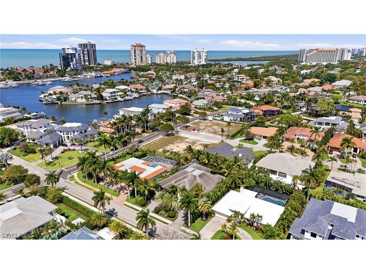 504 Parkwood Lane Naples FL 34103 226012048 image6