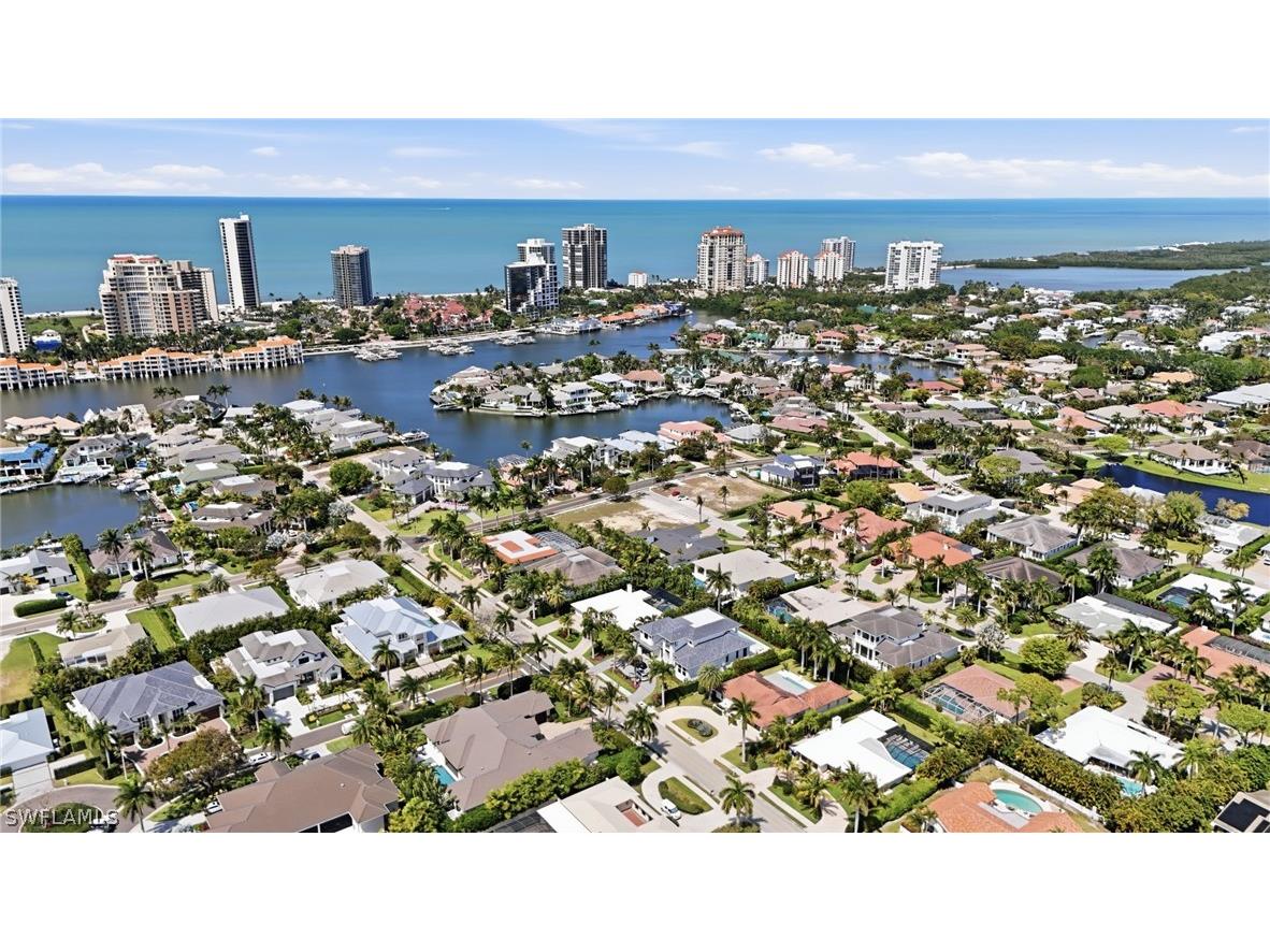 504 Parkwood Lane Naples FL 34103 226012048 image7