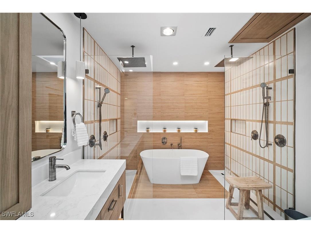 504 Tierra Mar Lane E #2 Naples FL 34108 225083627 image20