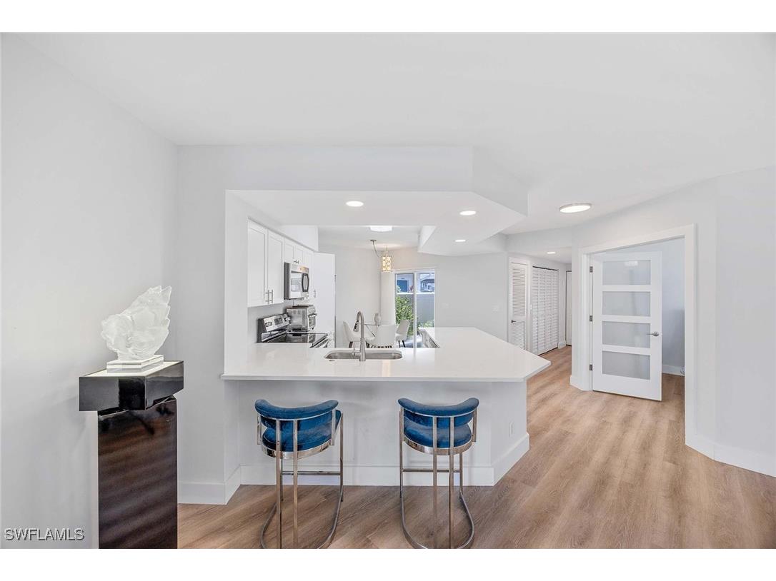 5040 Cedar Springs Drive #101 Naples FL 34110 225070020 image4