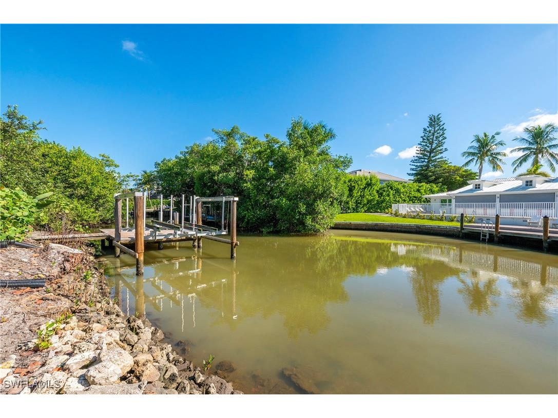 5042 Seahorse Avenue Naples FL 34103 225083435 image17