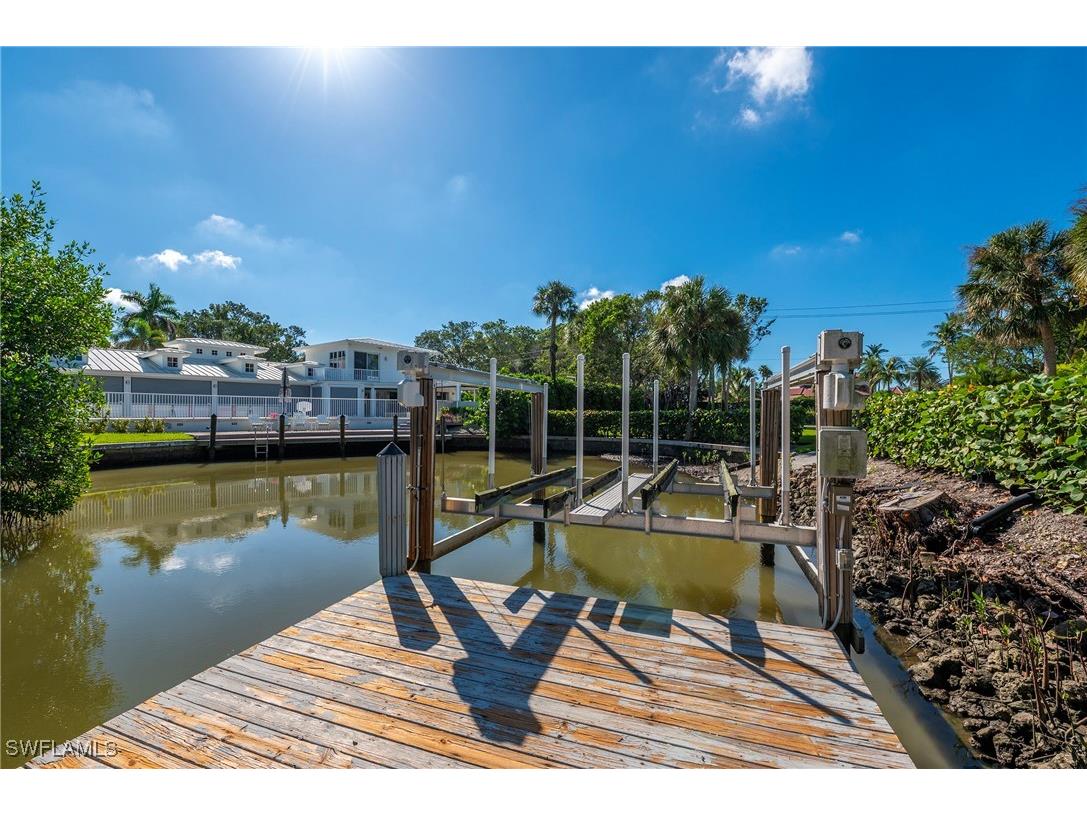 5042 Seahorse Avenue Naples FL 34103 225083435 image19