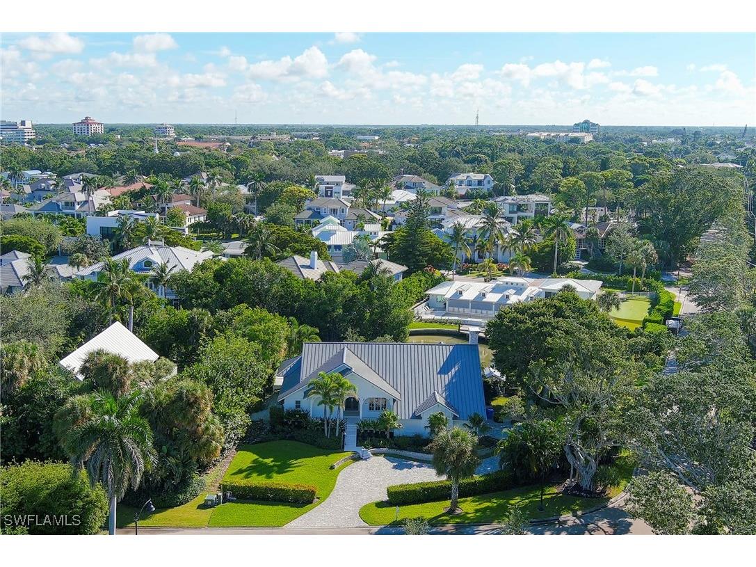 5042 Seahorse Avenue Naples FL 34103 225083435 image2