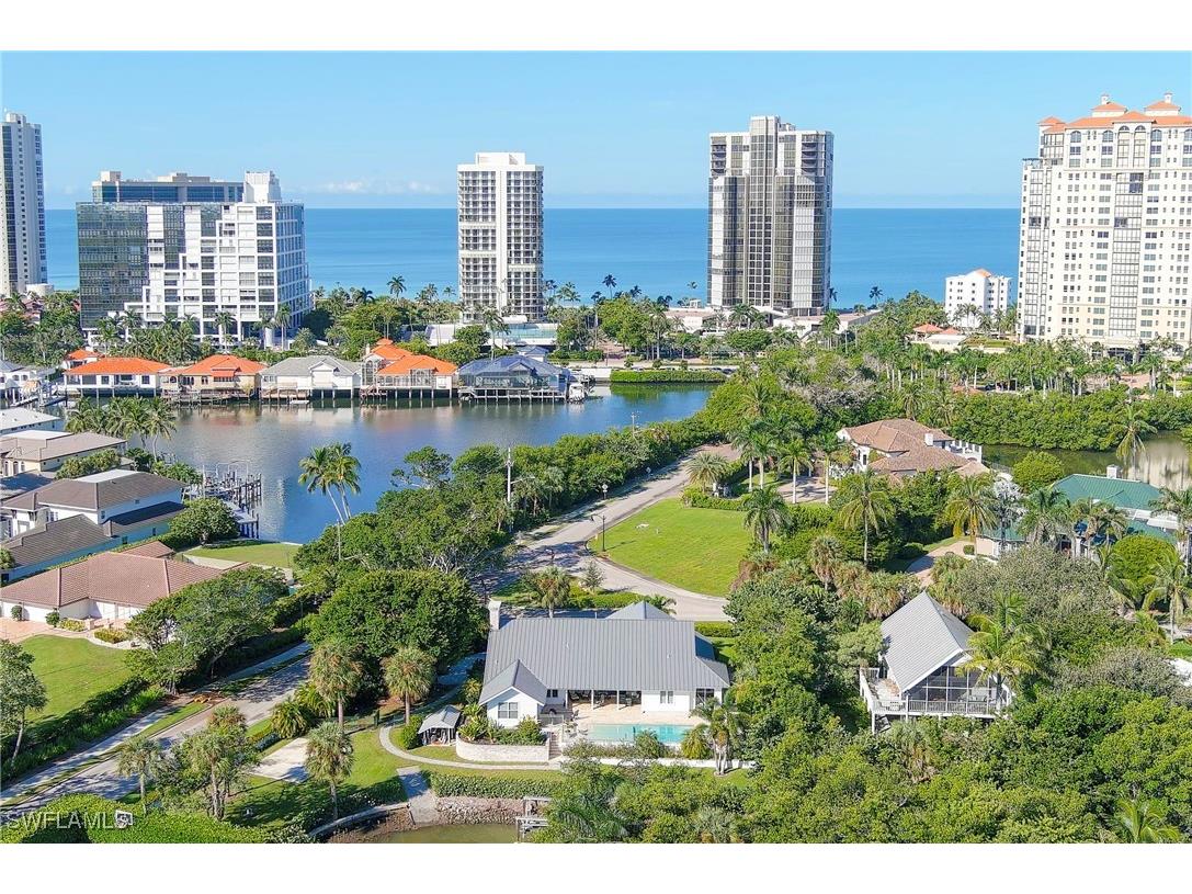5042 Seahorse Avenue Naples FL 34103 225083435 image9
