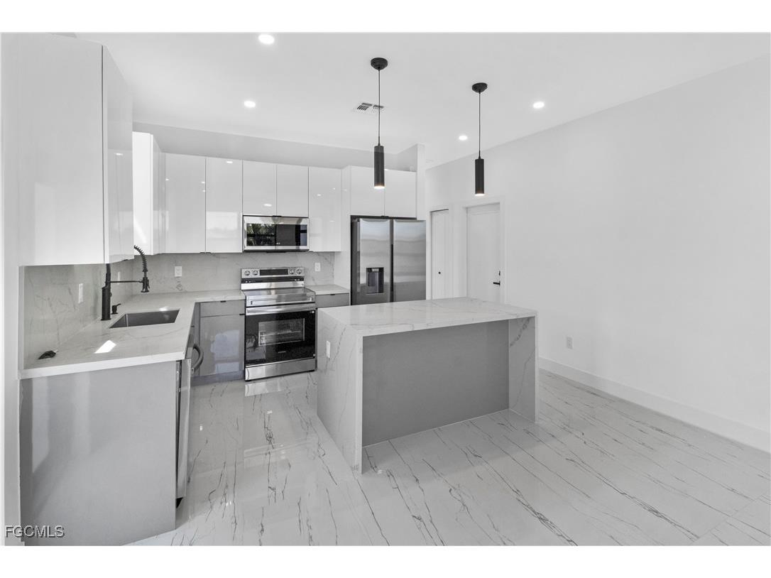 5043/5045 Benton Street Lehigh Acres FL 33971 225058912 image2