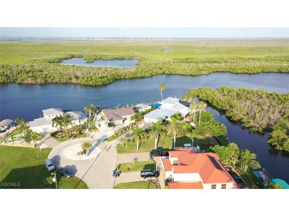 5043 Genesee Parkway Bokeelia FL 33922 2025005960 image1