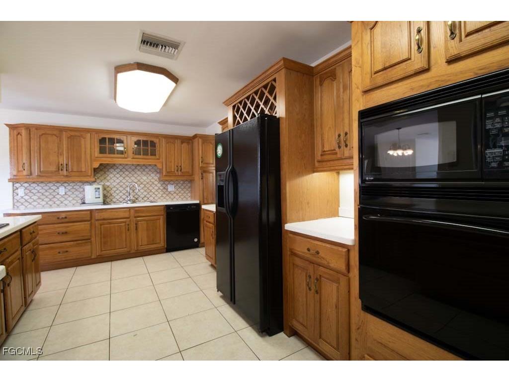 5043 Genesee Parkway Bokeelia FL 33922 2025005960 image33