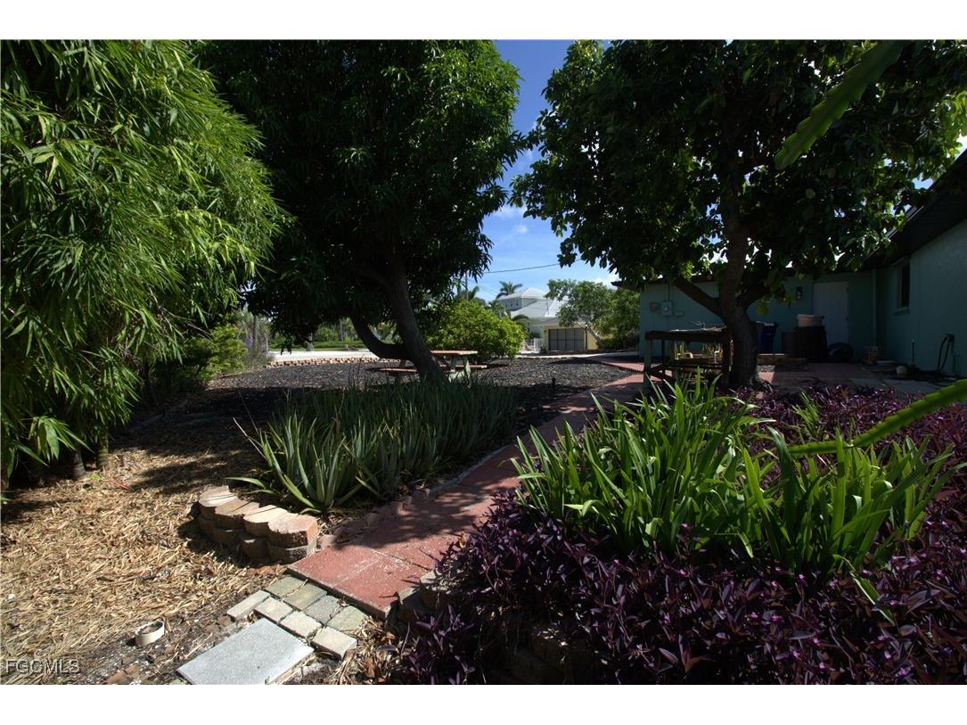 5043 Genesee Parkway Bokeelia FL 33922 2025005960 image9