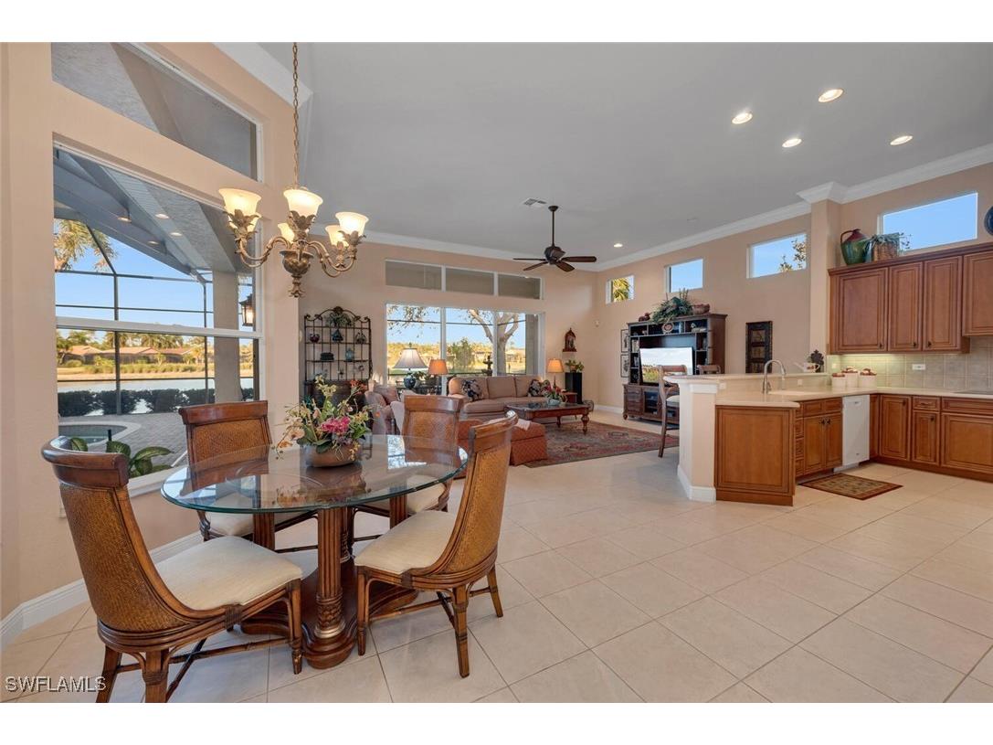 5044 Castlerock Way Naples FL 34112 224101675 image10