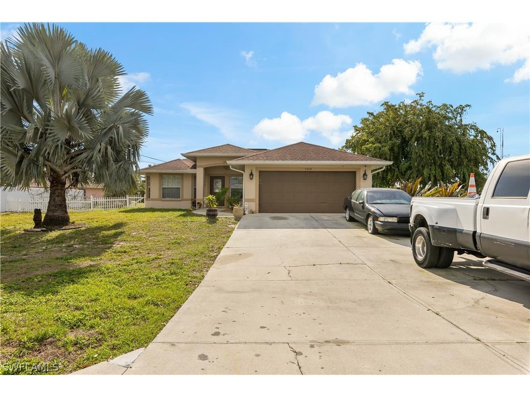5048 28th Place SW Naples FL 34116 224016073 image1