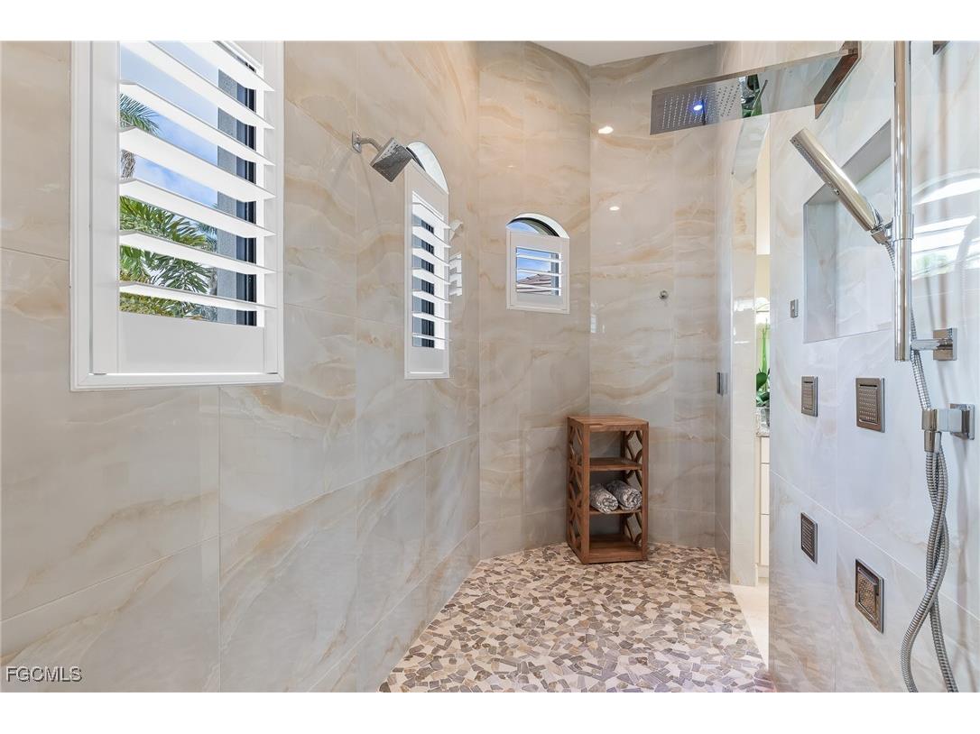 5049 Sorrento Court Cape Coral FL 33904 2025011101 image19