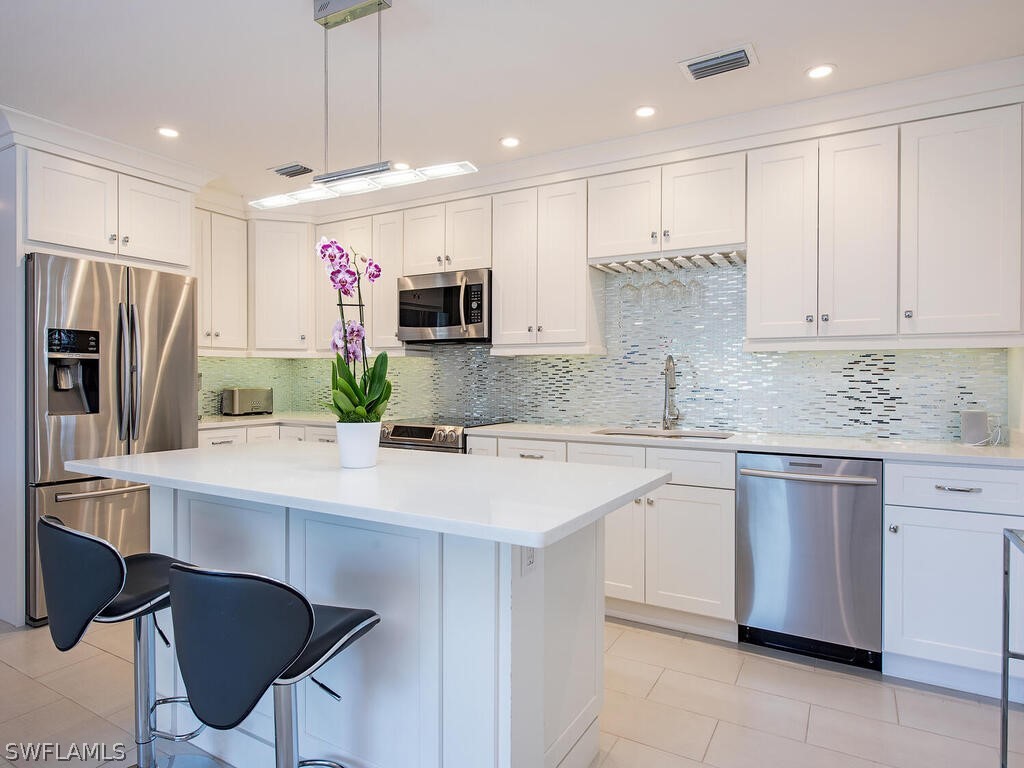 505 Broad Avenue S #505 Naples FL 34102 226006625 image1