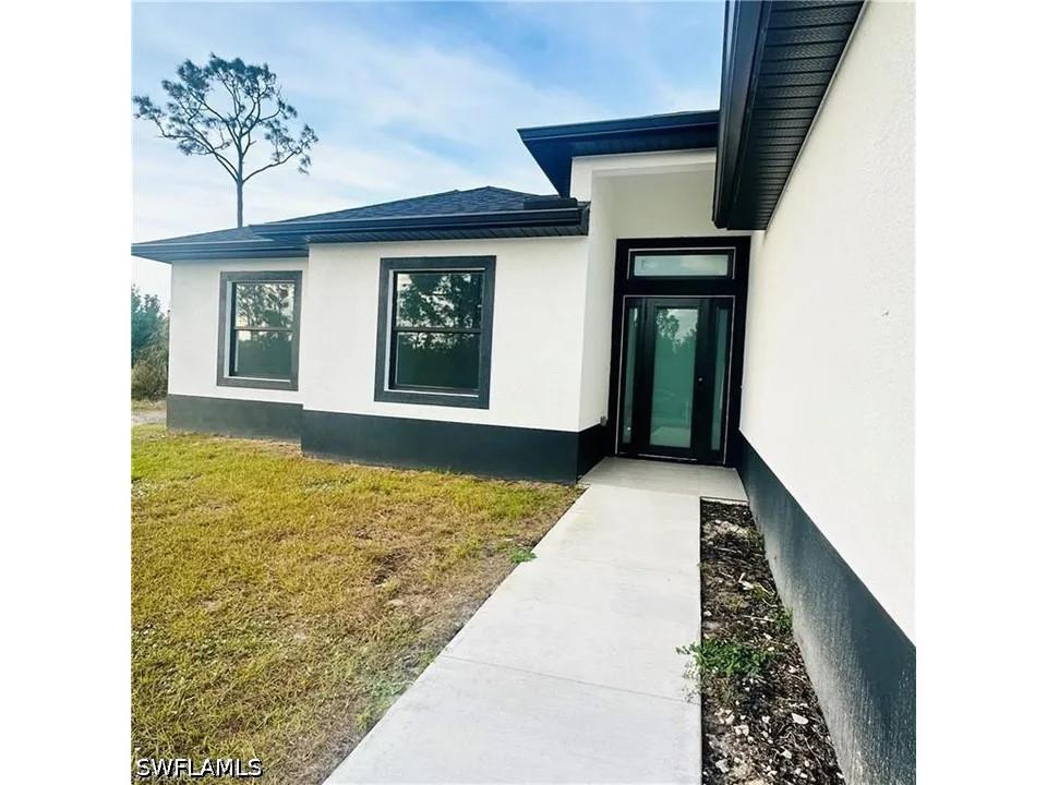 505 E 9th Street Lehigh Acres FL 33972 226020414 image3