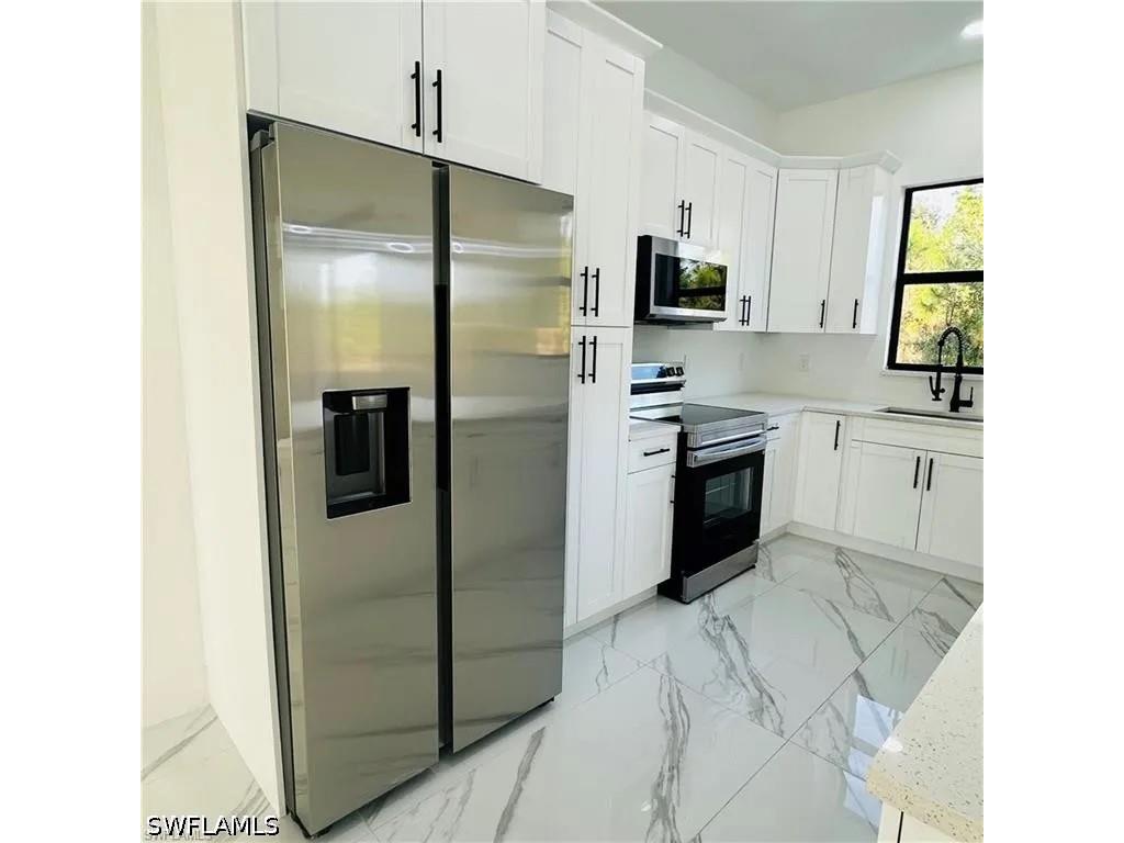 505 E 9th Street Lehigh Acres FL 33972 226020414 image8