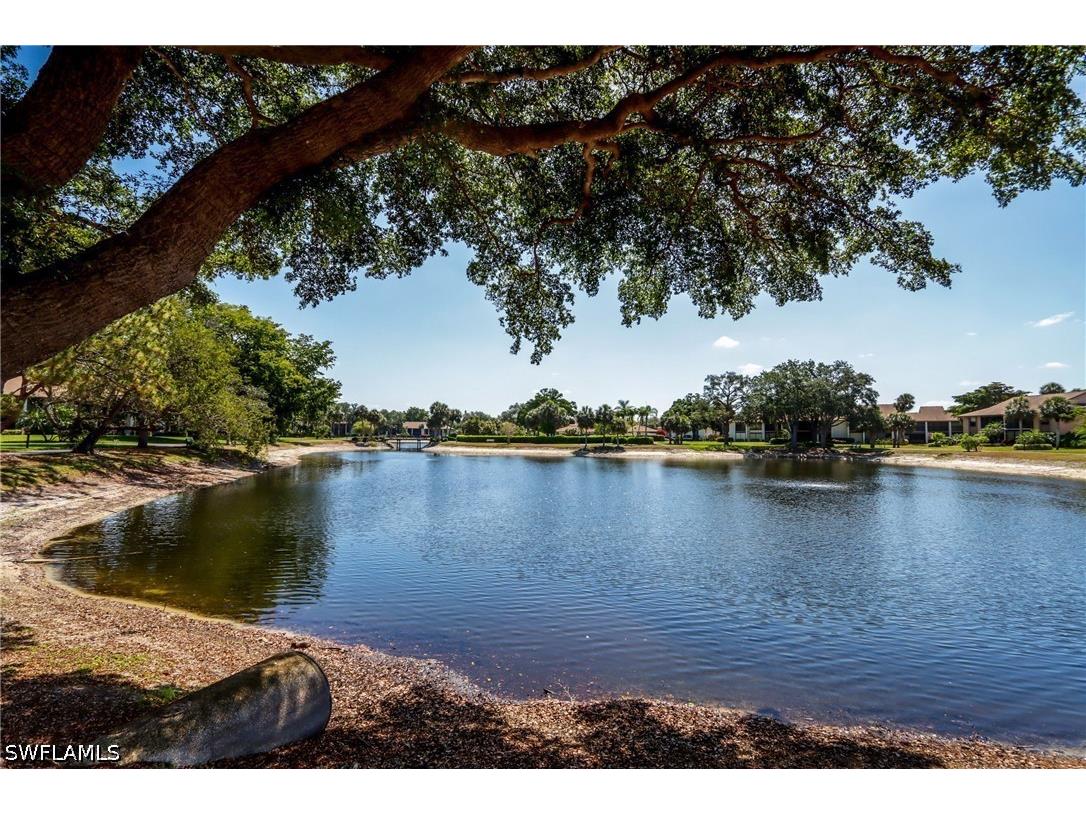 505 Lake Louise Circle #101 Naples FL 34110 226019404 image2