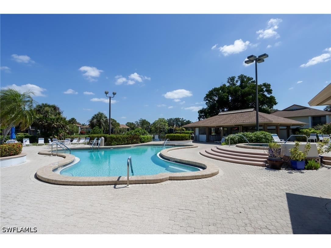 505 Lake Louise Circle #101 Naples FL 34110 226019404 image21